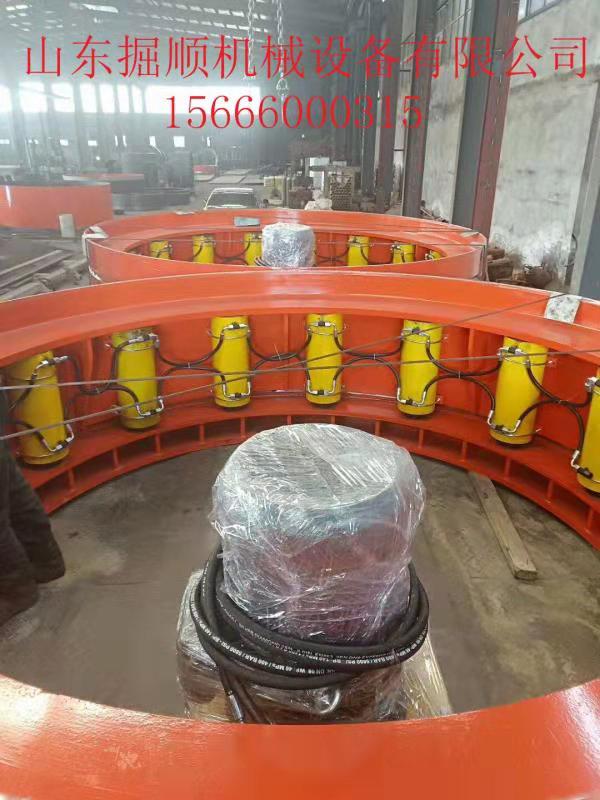 2019炎熱夏季 掘順液壓頂管機(jī)生產(chǎn)一線爭分奪秒加油干