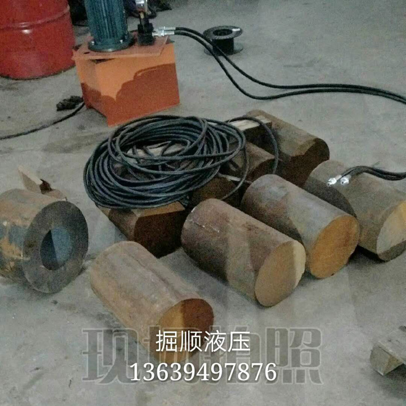 液壓缸加工車(chē)間